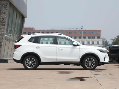 2025 Roewe RX5, bílá, 0 km, dovoz SAE — foto 8 z 20