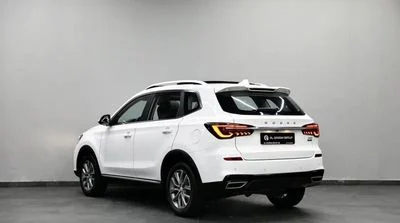 2023 Roewe RX5, bílá, 0 km, dovoz SAE — foto 4 z 17