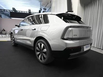 2026 Saic Audi E7X, bílá, 0 km, dovoz SAE — foto 6 z 15