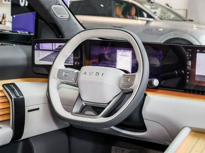 2026 Saic Audi E7X, bílá, 0 km, dovoz SAE — foto 8 z 15