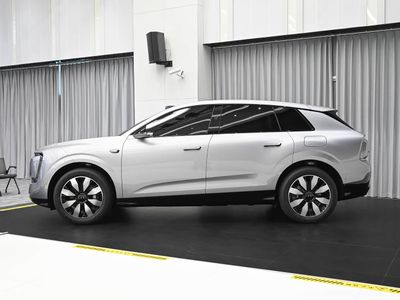 2026 Saic Audi E7X, bílá, 0 km, dovoz SAE — foto 9 z 15