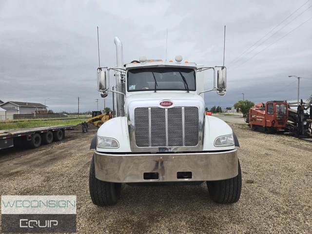 2020 PETERBILT, 215 000 mth, dovoz Kanada — foto 2 z 5