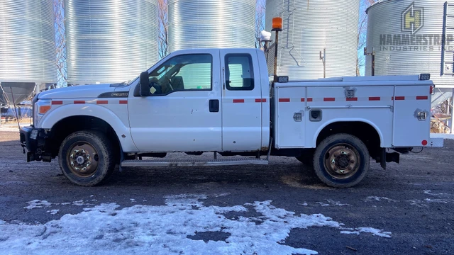 2011 FORD, 342 491 mth, dovoz Kanada — foto 5 z 5
