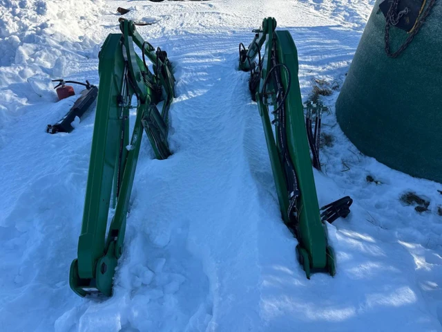 John Deere 746, dovoz Kanada — foto 3 z 5