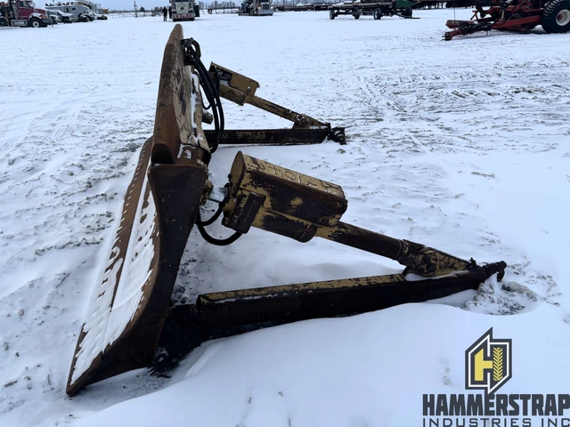 Caterpillar D7H, 1 mth, dovoz Kanada — foto 4 z 5