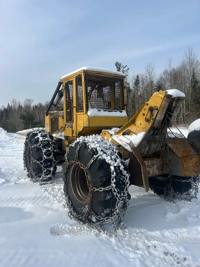 John Deere 540E, dovoz Kanada — foto 2 z 5
