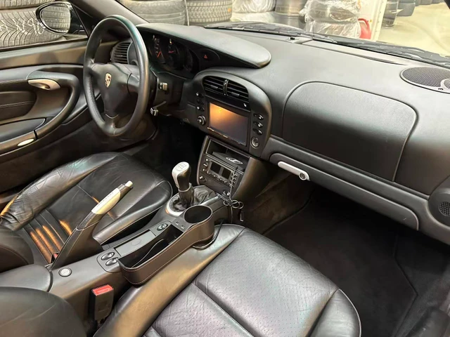2003 C4S, černá, 138 946 km, dovoz Kanada — foto 7 z 19