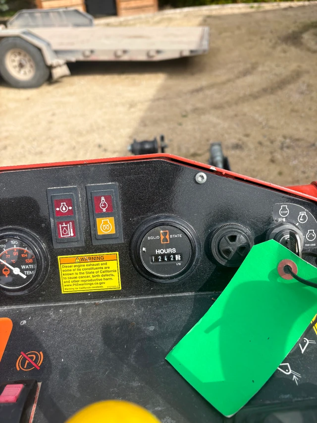 2023 Ditch Witch MINI, 1 242 mth, dovoz Kanada — foto 3 z 5
