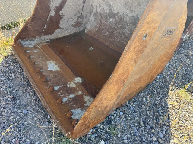 EXCAVATOR, dovoz Kanada — foto 2 z 5