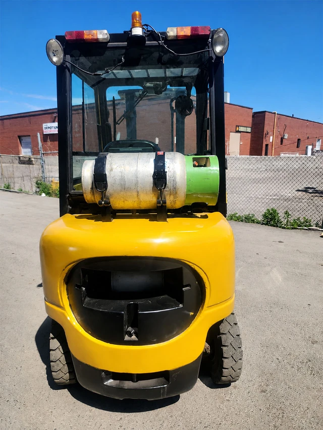2007 Caterpillar LPG, 1 mth, dovoz Kanada — foto 3 z 5