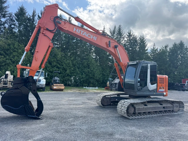 2013 Hitachi ZX225USLC, 1 mth, dovoz Kanada — foto 2 z 5