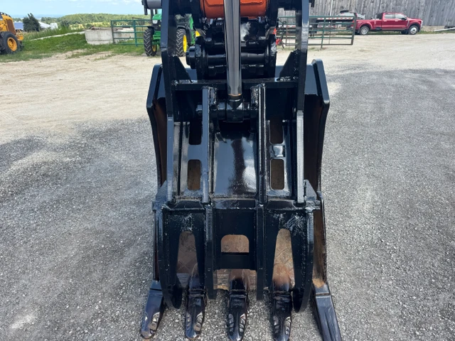 2013 Hitachi ZX225USLC, 1 mth, dovoz Kanada — foto 5 z 5