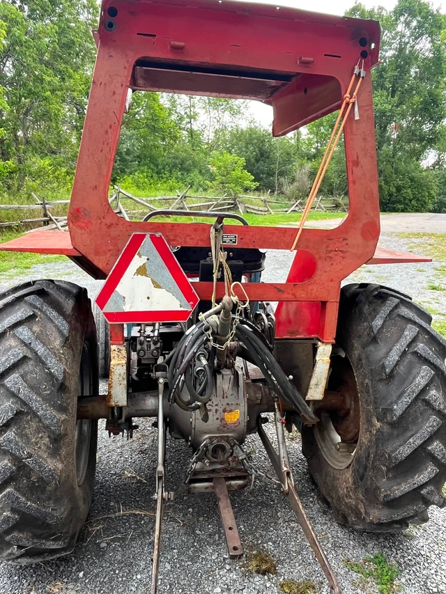 MASSEY, dovoz Kanada — foto 3 z 5