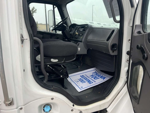 2009 FREIGHTLINER, 301 256 mth, dovoz Kanada — foto 4 z 5