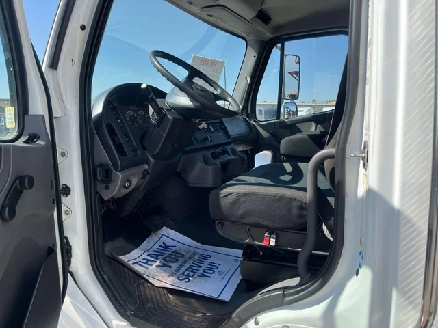 2009 FREIGHTLINER, 301 256 mth, dovoz Kanada — foto 5 z 5