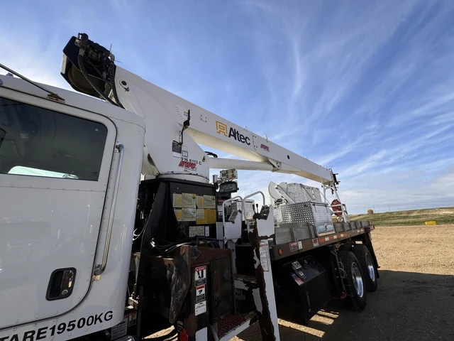 2014 ALTEC, 41 264 mth, dovoz Kanada — foto 11 z 16