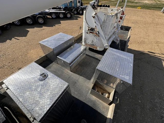 2014 ALTEC, 41 264 mth, dovoz Kanada — foto 16 z 16