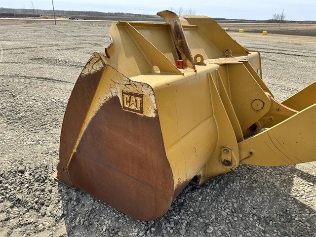 2021 Caterpillar 962M, 1 mth, dovoz Kanada — foto 10 z 16