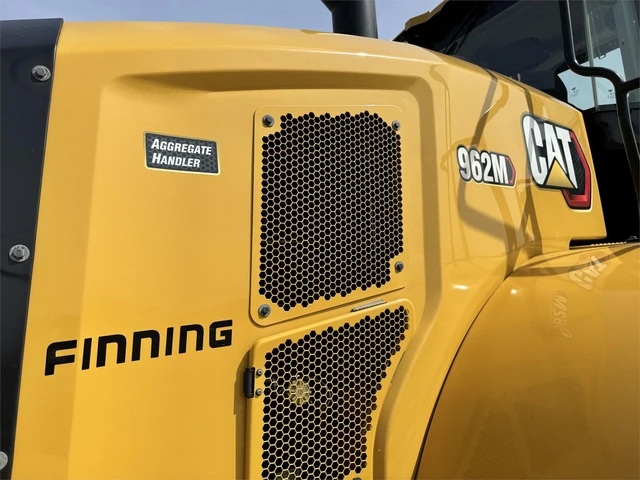 2021 Caterpillar 962M, 1 mth, dovoz Kanada — foto 15 z 16