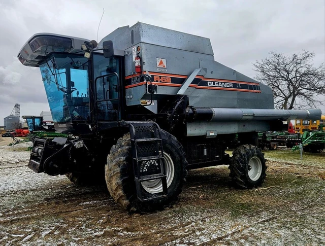 1993 GLEANER, dovoz Kanada — foto 2 z 5