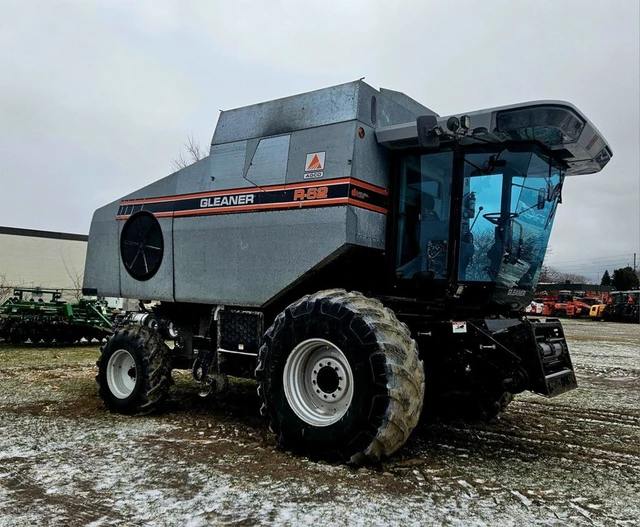 1993 GLEANER, dovoz Kanada — foto 3 z 5