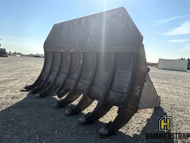 Caterpillar D9, 1 mth, dovoz Kanada — foto 3 z 5