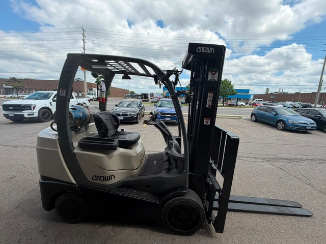 2018 CROWN, 1 mth, dovoz Kanada — foto 2 z 5
