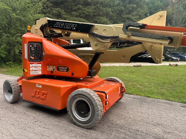 2014 JLG E400AJP, 1 mth, dovoz Kanada — foto 2 z 5
