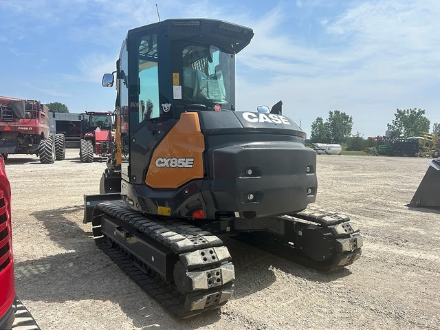 2025 Case CX85E, dovoz Kanada — foto 4 z 5