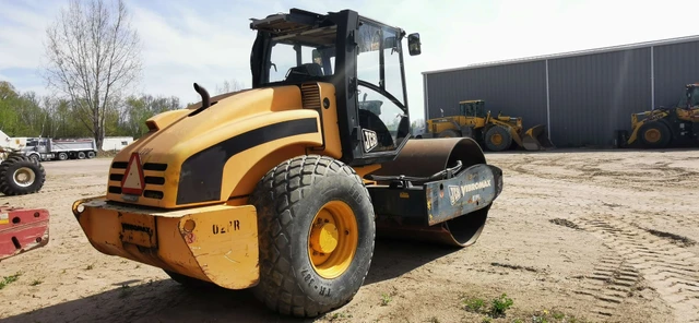 2007 JCB VM115D, 1 mth, dovoz Kanada — foto 3 z 5