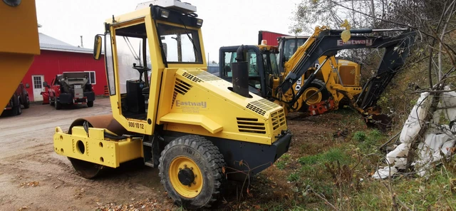 2012 BOMAG, 1 mth, dovoz Kanada — foto 4 z 5