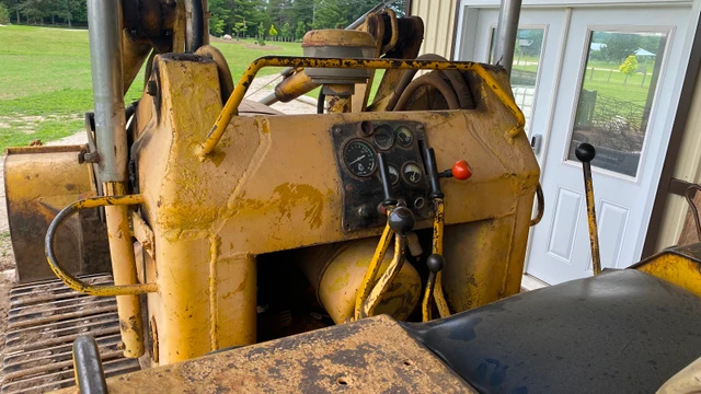 John Deere 450, dovoz Kanada — foto 4 z 5