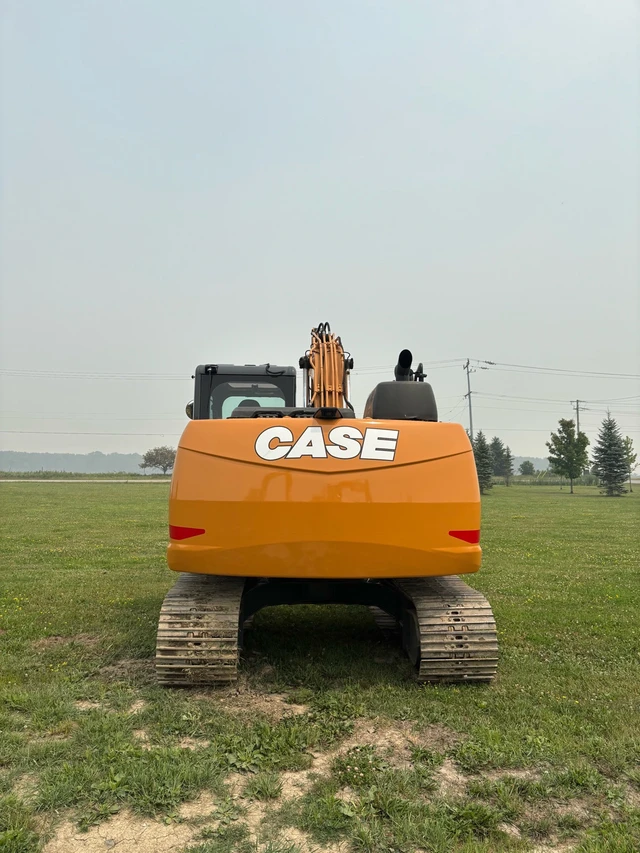 Case CX130D, dovoz Kanada — foto 4 z 5