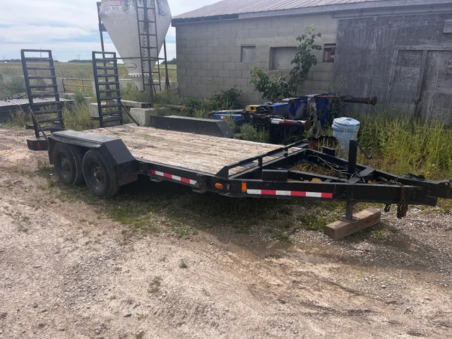 EQUIPMENT, dovoz Kanada — foto 3 z 3