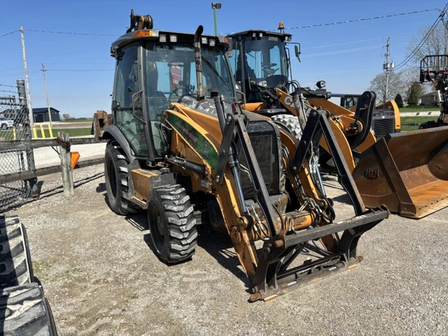 2018 Case 580N, 1 mth, dovoz Kanada — foto 2 z 5