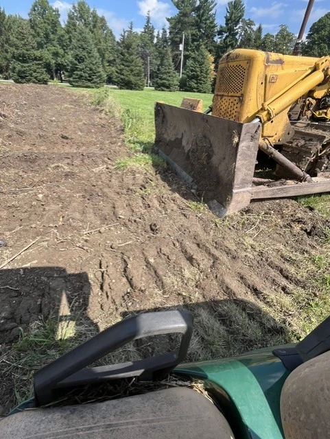 Caterpillar, dovoz Kanada — foto 5 z 5