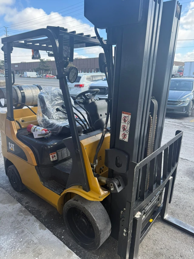 2015 Caterpillar, 1 mth, dovoz Kanada — foto 5 z 5