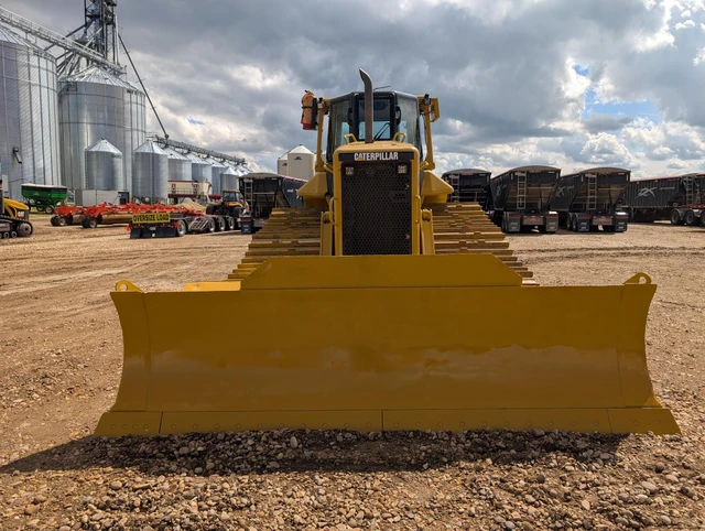 2007 Caterpillar D6N, 1 mth, dovoz Kanada — foto 2 z 5