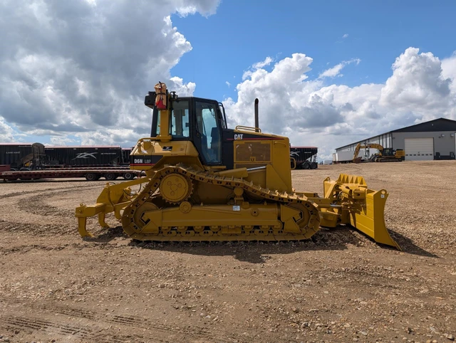2007 Caterpillar D6N, 1 mth, dovoz Kanada — foto 5 z 5