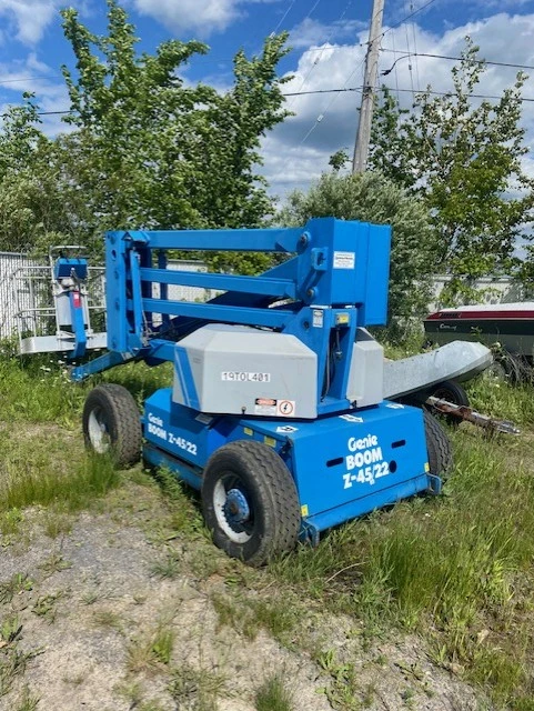 2017 Genie, dovoz Kanada — foto 1 z 5 2017 Genie, dovoz Kanada — foto 1 z 5