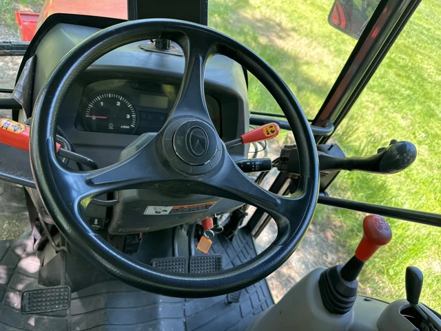 2014 Kubota 68, 1 mth, dovoz Kanada — foto 4 z 5