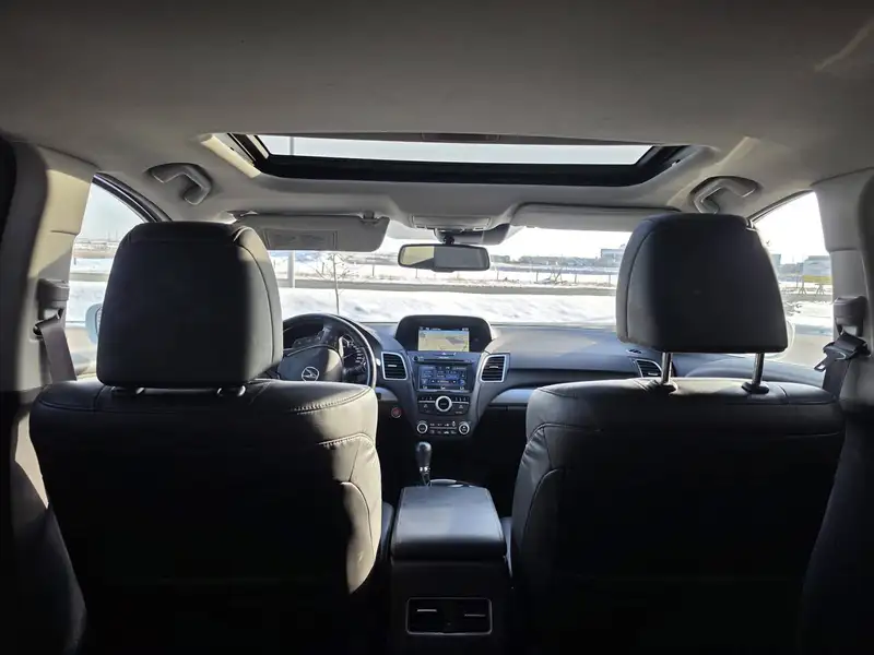 2016 Acura RDX Tech, bílá, 154 248 km, dovoz Kanada — foto 10 z 12