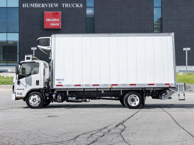 2026 ISUZU, 100 mth, dovoz Kanada — foto 4 z 5