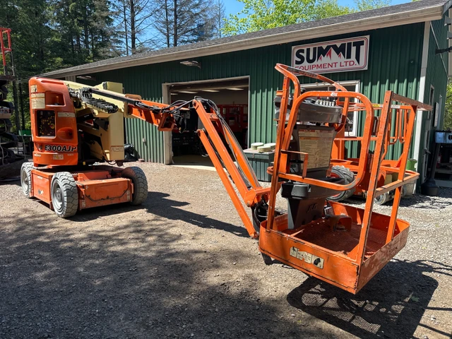 2014 JLG E300AJP, 1 mth, dovoz Kanada — foto 2 z 5