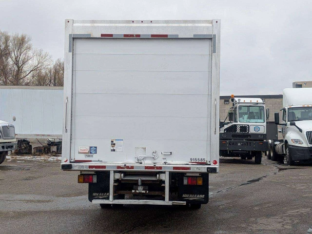 2019 ISUZU, 328 216 mth, dovoz Kanada — foto 4 z 5