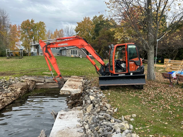Kubota, dovoz Kanada — foto 2 z 5
