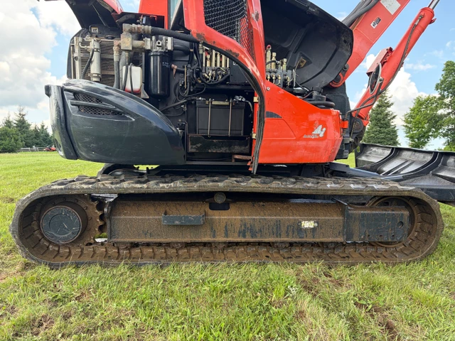 Kubota, dovoz Kanada — foto 5 z 5