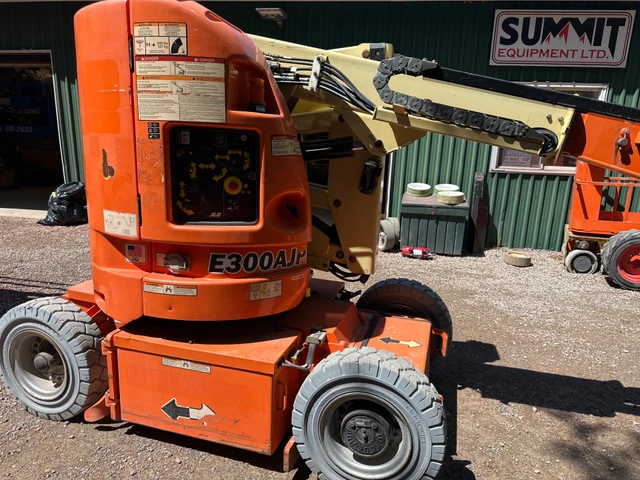 2014 JLG E300AJP, 1 mth, dovoz Kanada — foto 2 z 5