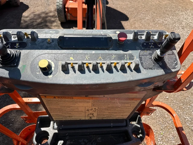 2014 JLG E300AJP, 1 mth, dovoz Kanada — foto 4 z 5