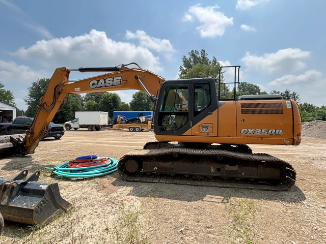 2015 Case CX250D, 1 mth, dovoz Kanada — foto 2 z 5